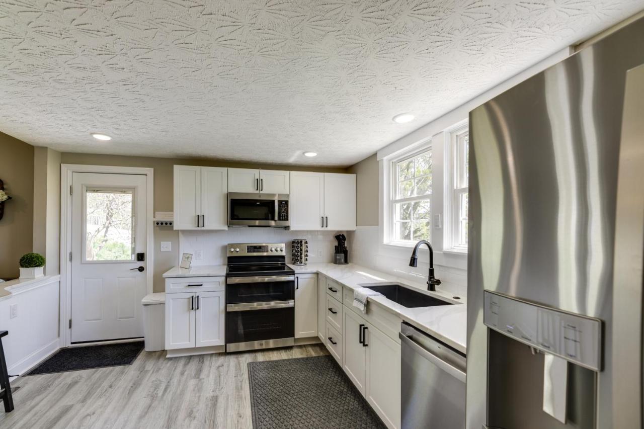 Williamstown Vacation Rental Private Deck And Yard Экстерьер фото